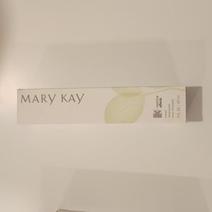 Mary Kay® Botanical Effects® Freshen Formula 3 (Oily/Sensitive Skin)